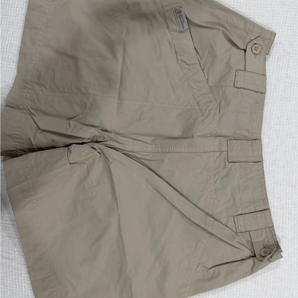 Royal Robbins Beige/Tan Travel Shorts - Picture 2 of 3